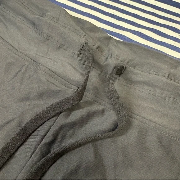 G Gradual Black High Waisted Board Shorts with Pockets Size XL - Picture 6 of 9